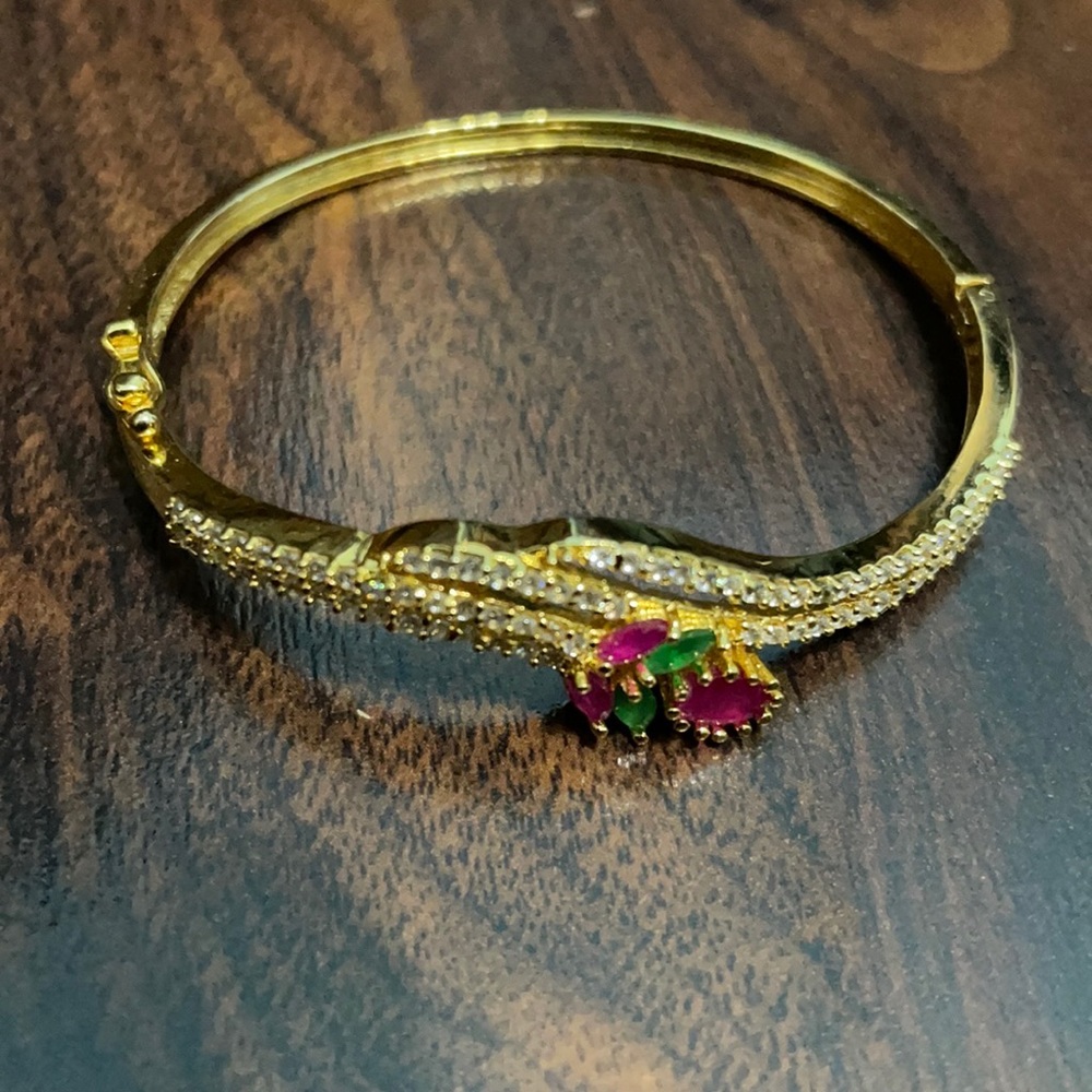 Faux Gold Bracelet | Brand New